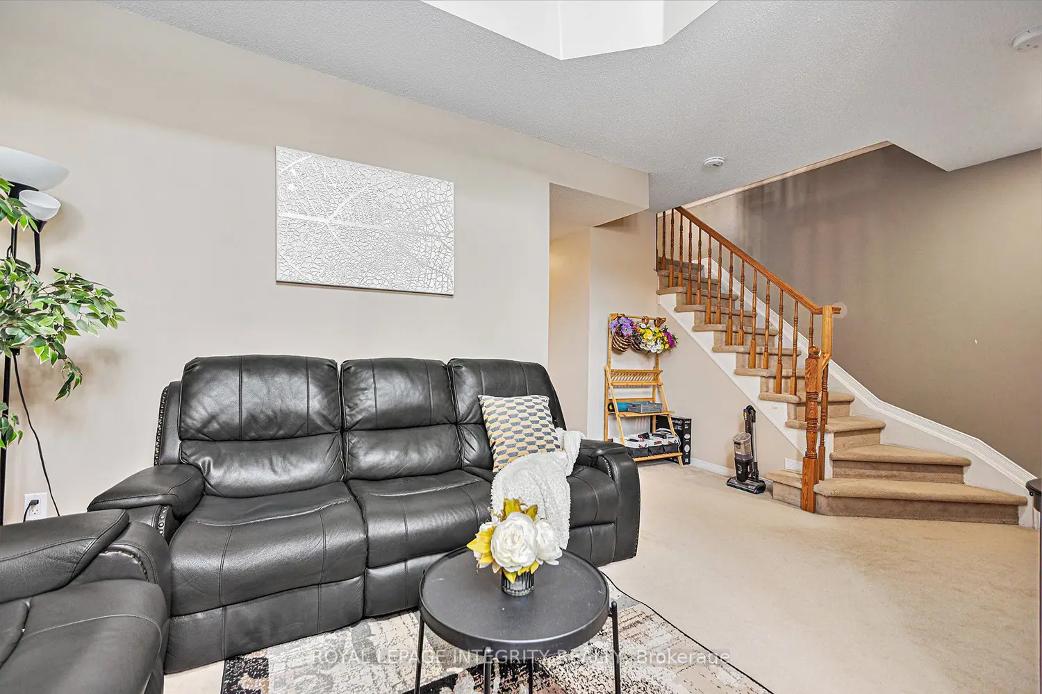 Additional image 13 of 1512 Walkley Road 42