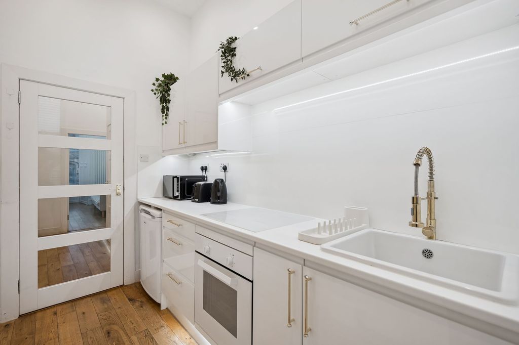 Additional image 10 of 1 bed flat for saleMayfield Gardens, Edinburgh EH9
