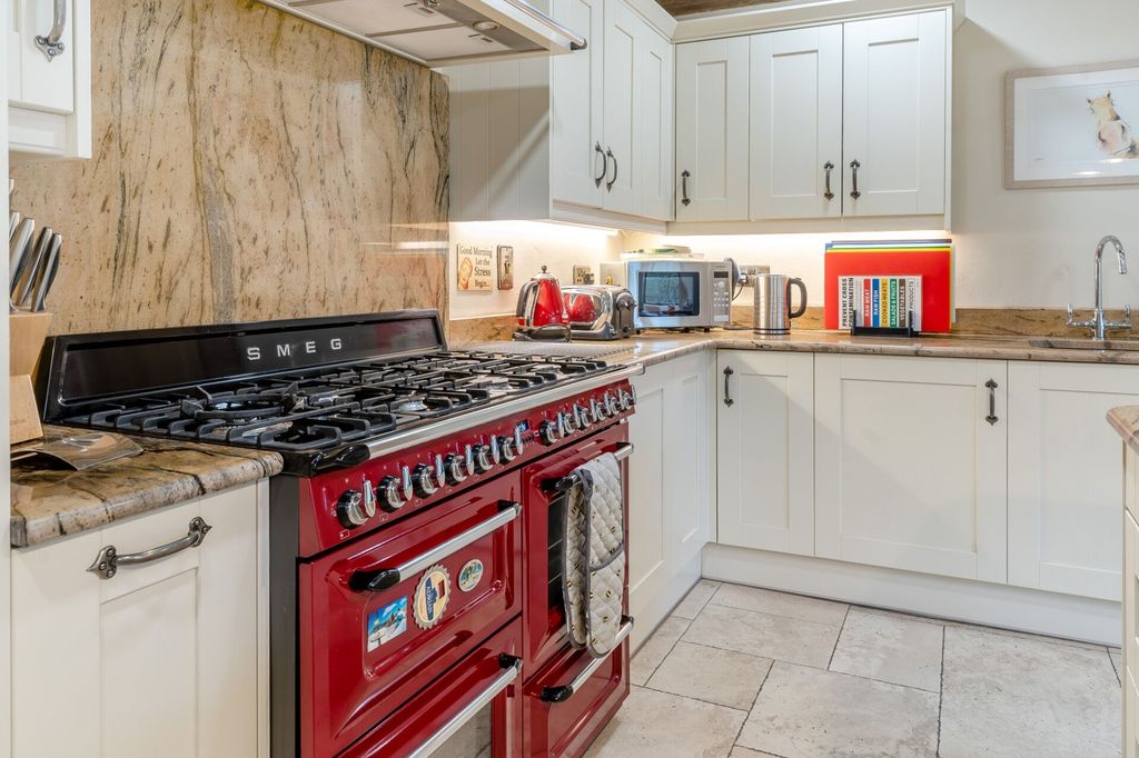 Additional image 5 of 7 bed detached house for saleGwern-Y-Domen Farm Lane, Caerphilly CF83