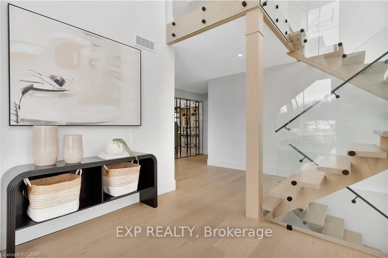 Additional image 3 of 1048 Walton Avenue