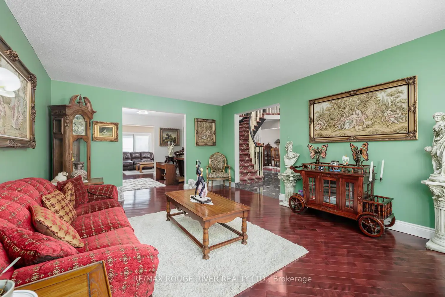 1106 Ridge Valley Drive photo 4