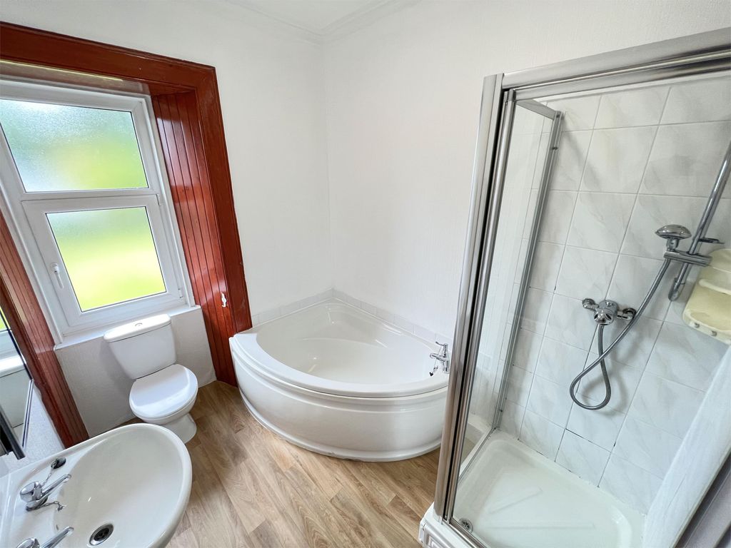 Additional image 15 of 3 bed flat for saleUpper Burnside Villa, Shore Road, Sandbank, Dunoon PA23