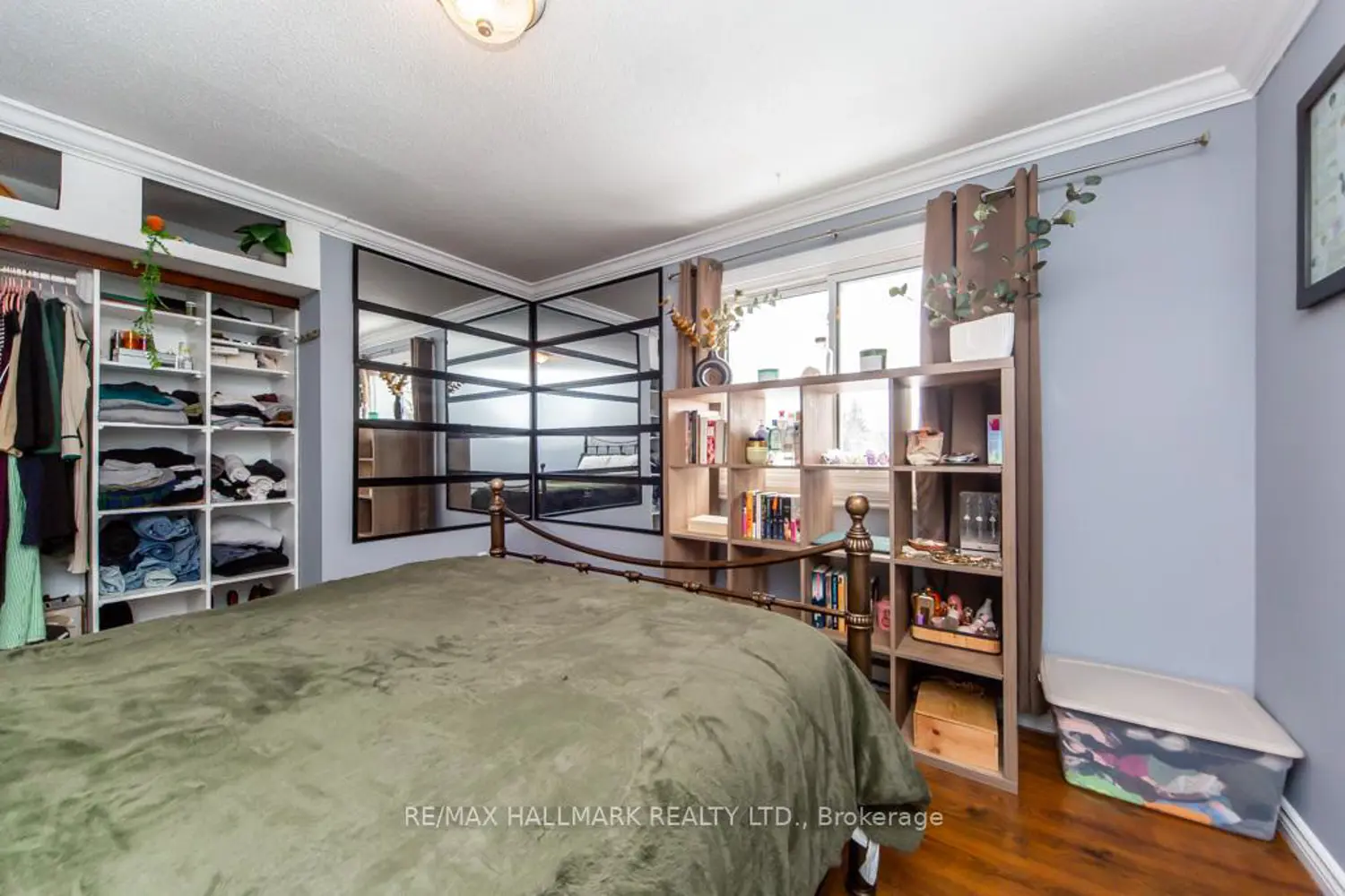 Additional image 8 of 1010 Glen Street 41