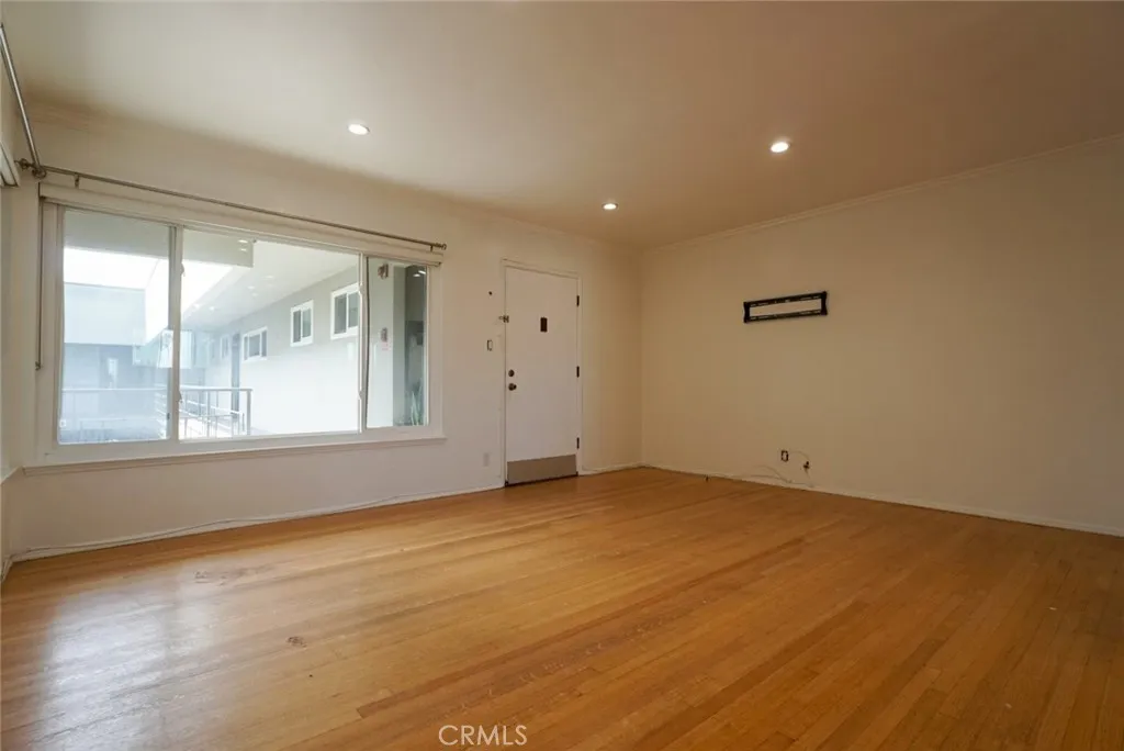 Additional image 6 of 2105 E Ocean Blvd Unit 19, Long Beach, CA 90803