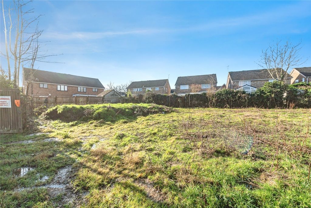 Additional image 11 of Land for saleLinnet Close, Tilehurst, Reading, Berkshire RG31