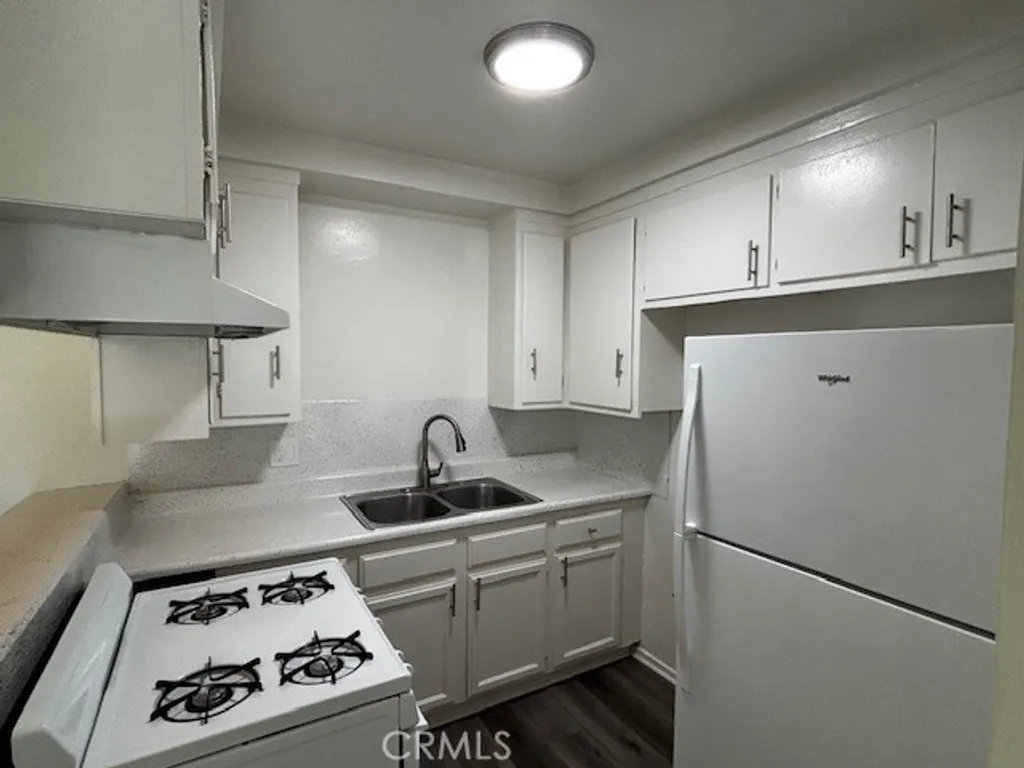 Additional image 16 of 12425 Harris Ave Unit 2, Lynwood, CA 90262