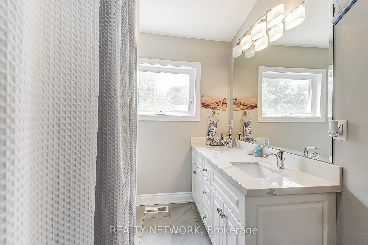 Additional image 8 of 88 Rosslyn Avenue