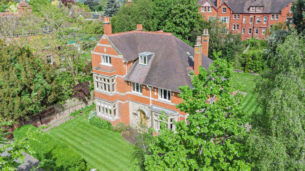 Additional image 12 of 7 bed detached house for saleKennedy Road, Shrewsbury, Shropshire SY3