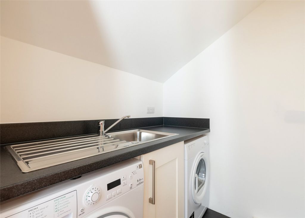 Additional image 8 of 3 bed flat for saleHeadland Road, Carbis Bay, St. Ives, Cornwall TR26