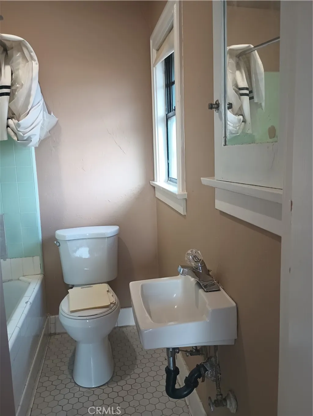 Additional image 3 of 120 W Marshall Boulevard Unit 7, San Bernardino, CA 92405