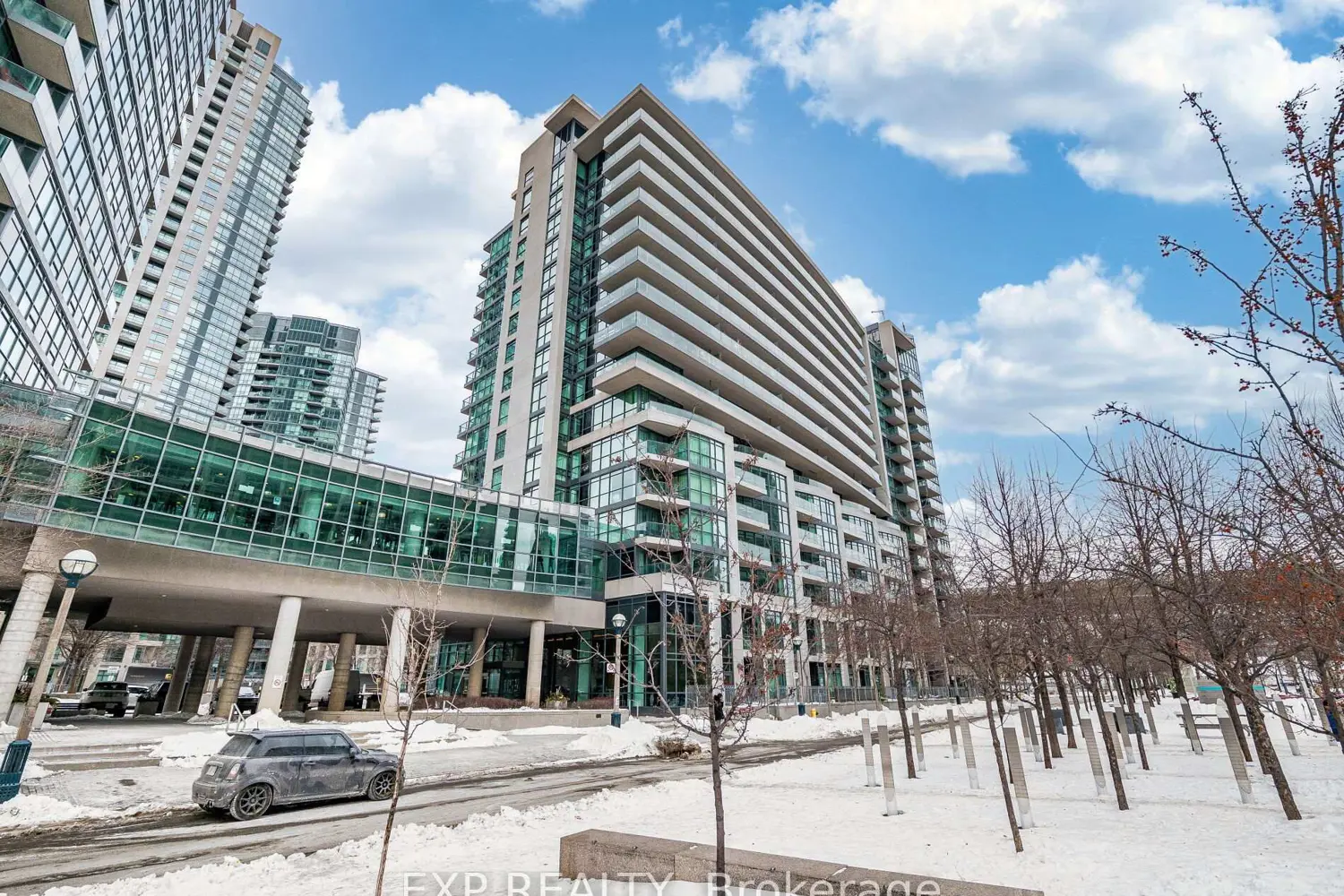 Additional image 20 of 209 Fort York Boulevard 167