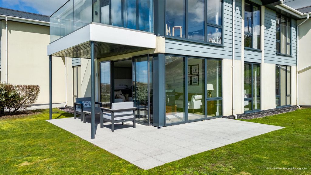 Additional image 15 of 2 bed flat for saleSlon Lane, Ogmore-By-Sea, Bridgend CF32