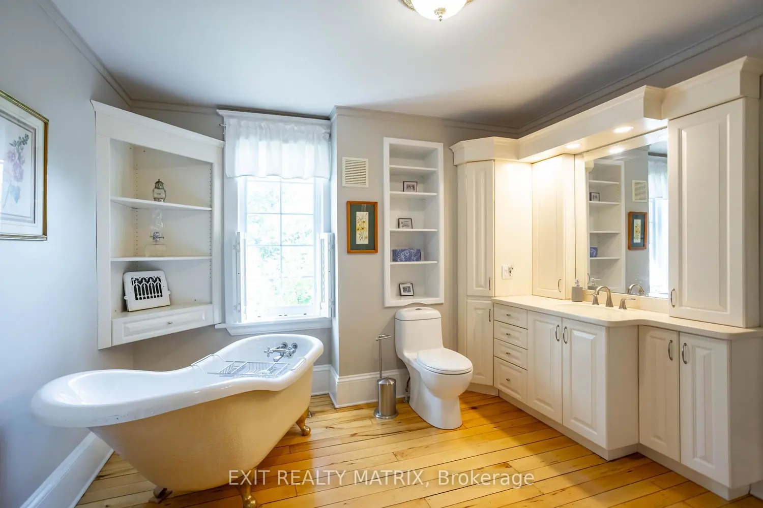 Additional image 10 of 2392 8Th Line Road