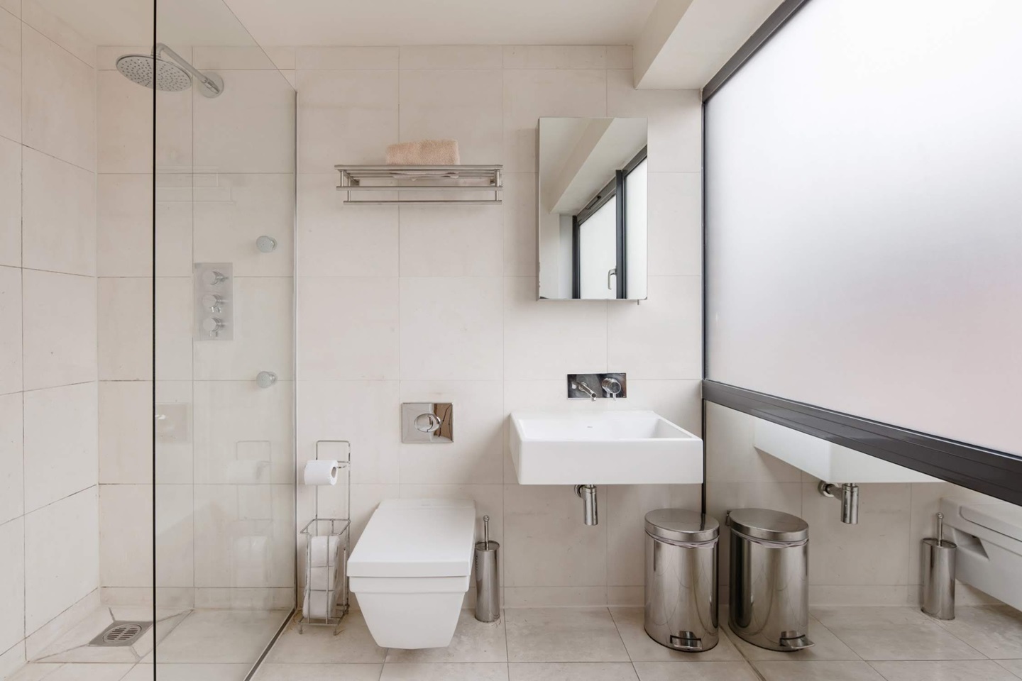 Additional image 26 of 3 Bed Flat, Redmans Road, E1, N1 7GU