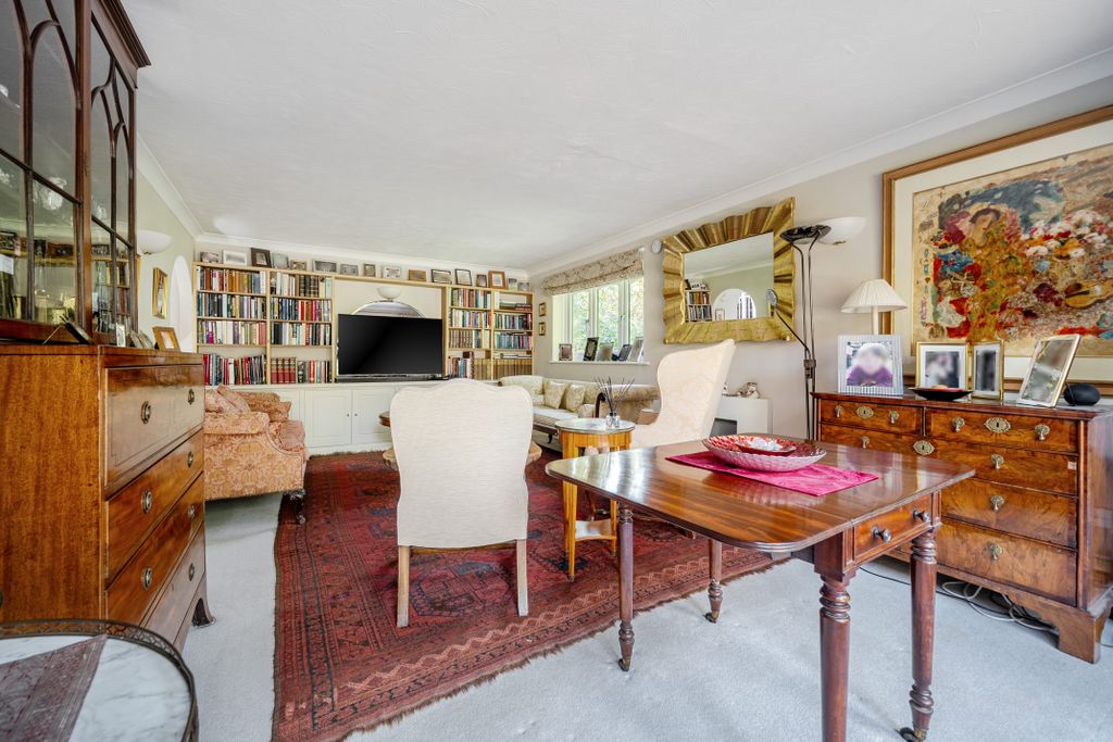Additional image 2 of 3 bed maisonette for salePark Lane, Salisbury SP1
