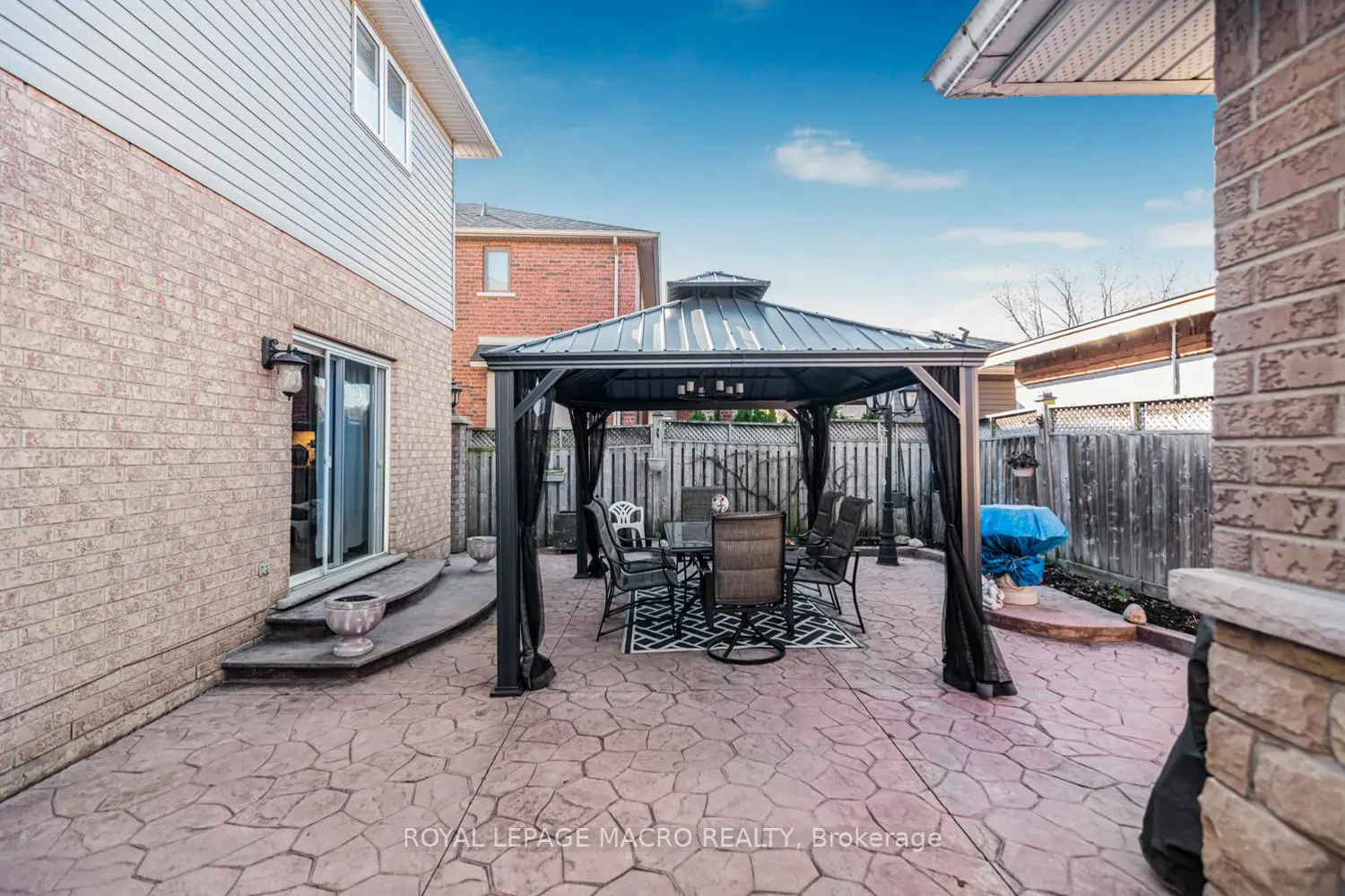 Additional image 18 of 102 Erika Crescent