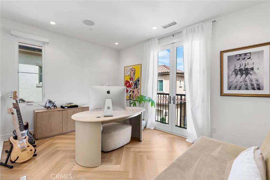 Additional image 68 of 120 Linda Vista, Irvine, CA 92618