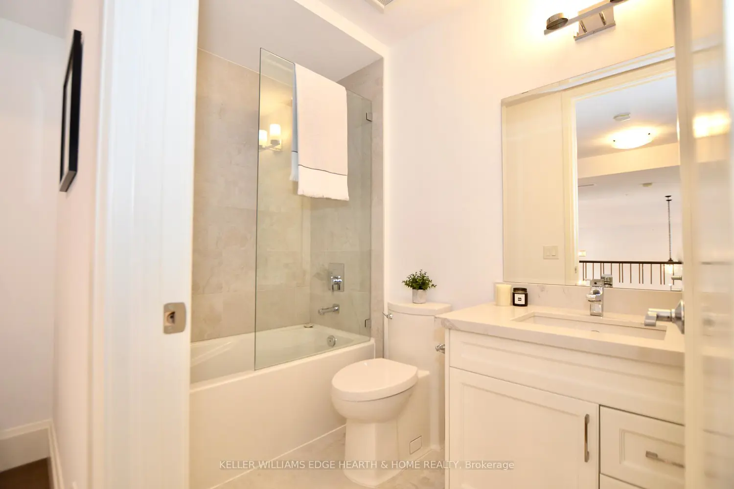 112 King Street Ph 6 photo 2