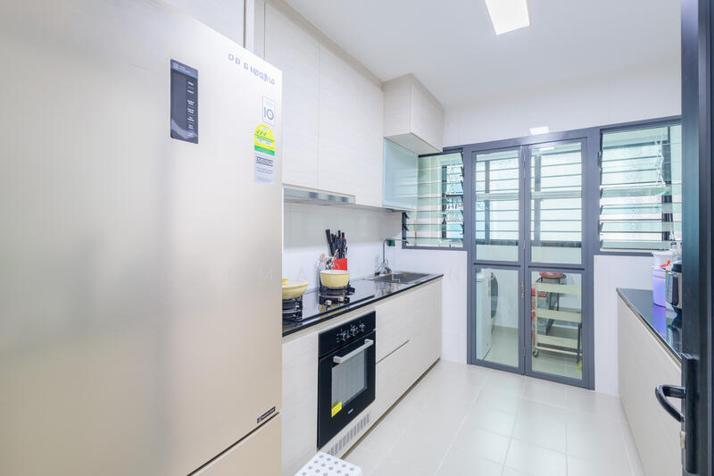 Additional image 3 of 697A Jurong West Central 3
