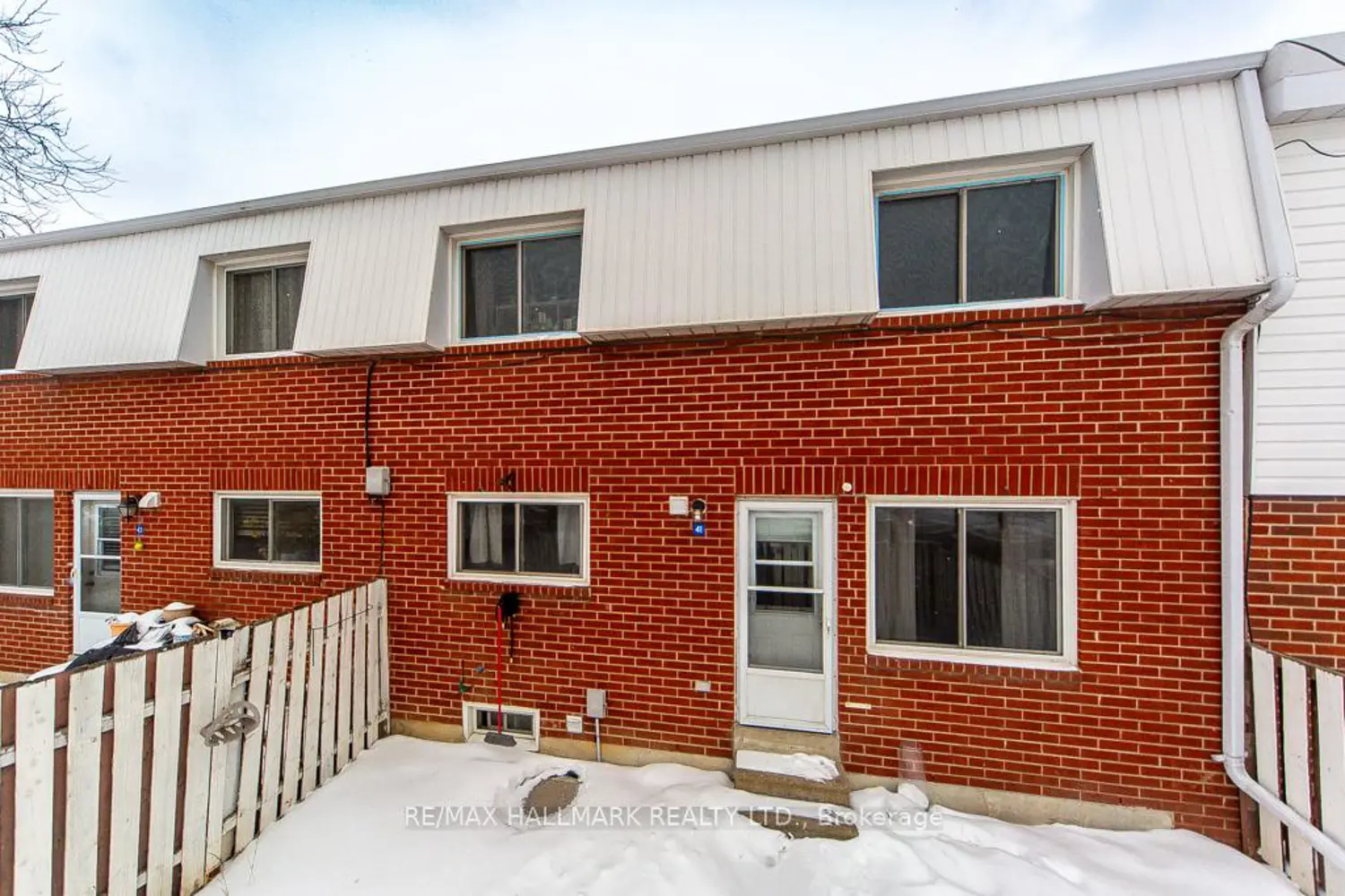 Additional image 14 of 1010 Glen Street 41