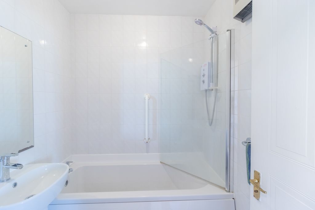 Additional image 17 of 2 bed flat for saleChapel Place, Montrose DD10