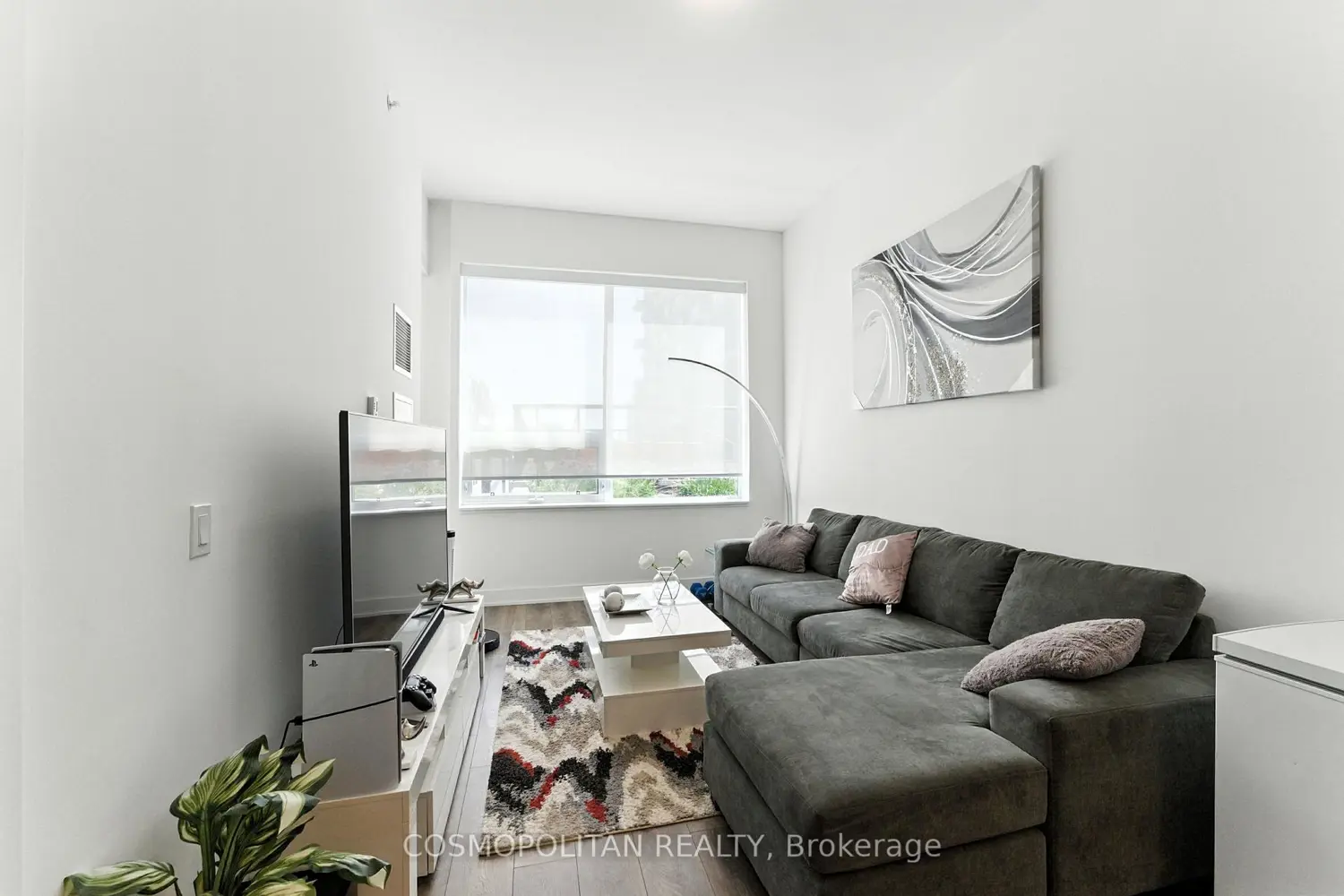 Additional image 6 of 2489 Taunton Road 355