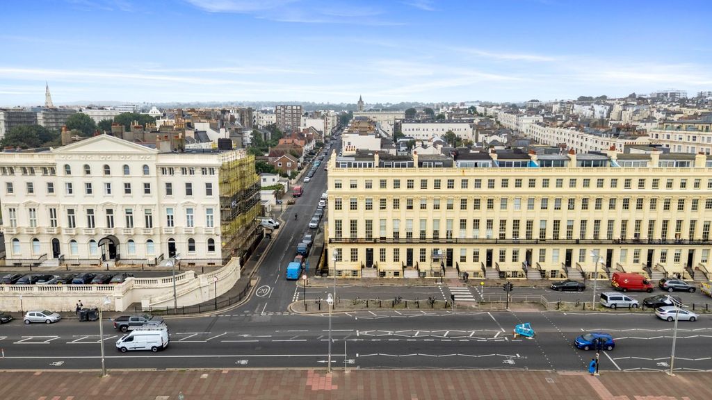 Additional image 31 of 2 bed flat for saleBrunswick Terrace, Hove BN3