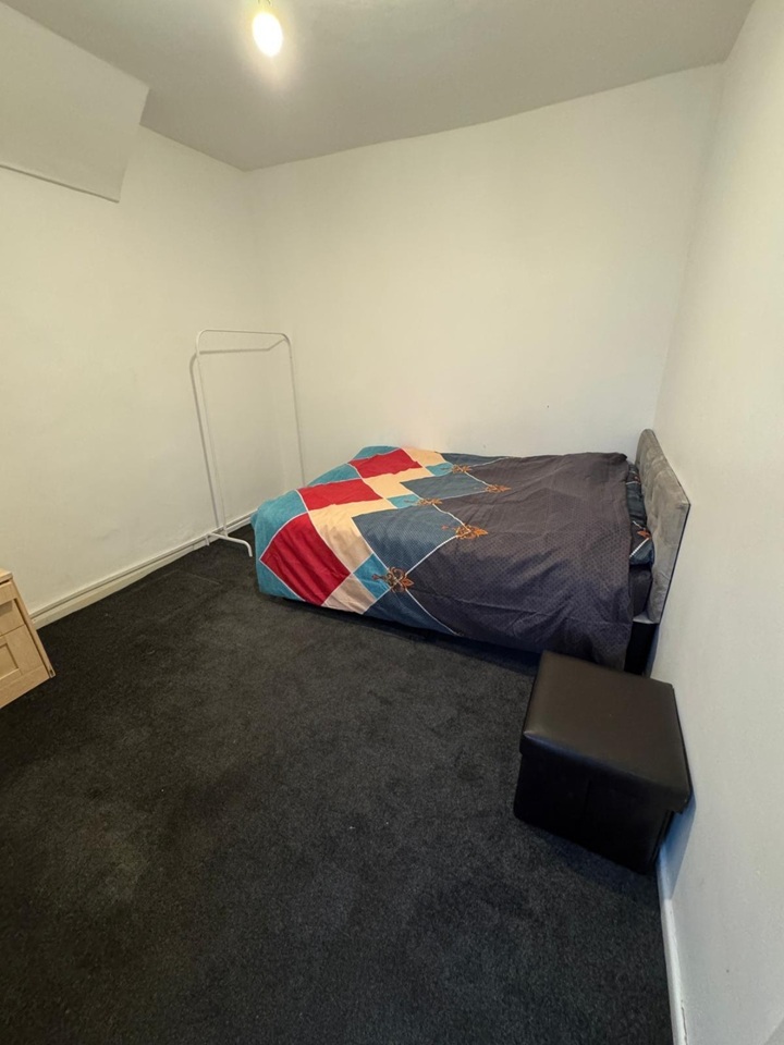 Additional image 11 of Room in a Shared House, Ash Road, B8, N1 7GU