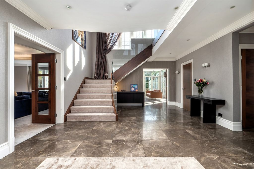 Additional image 2 of 6 bed detached house for saleBroad Lane, Hale WA15