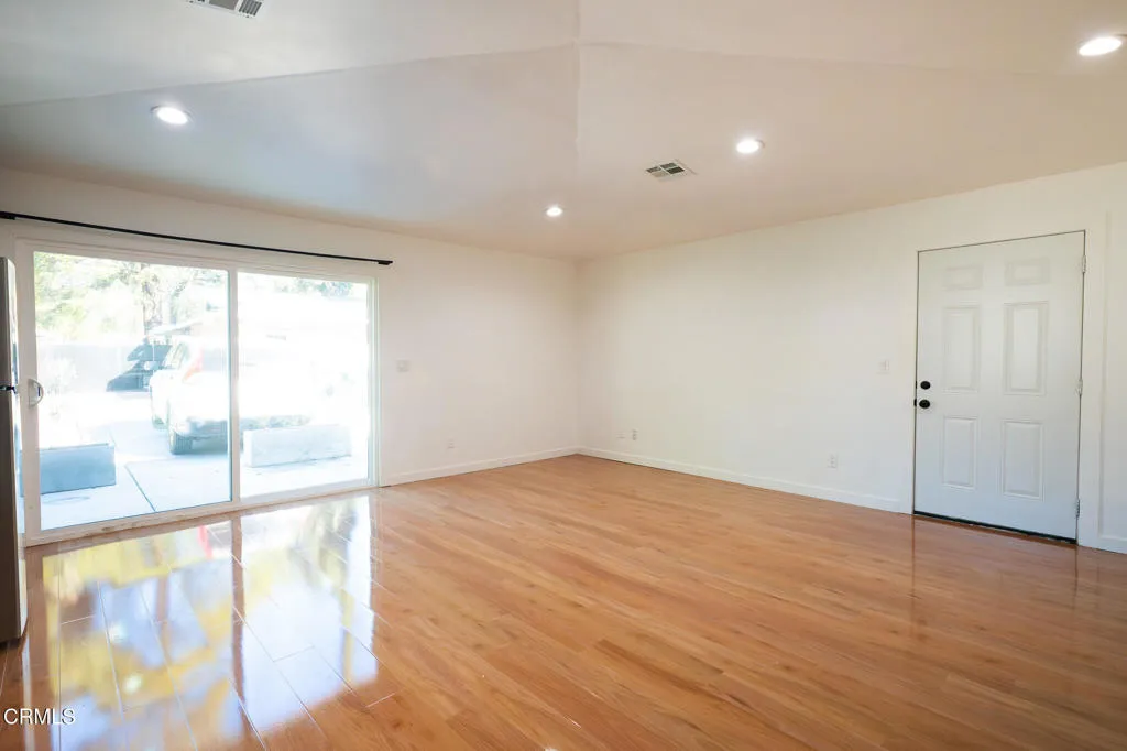 Additional image 7 of 270 E Penn Street, Pasadena, CA 91104