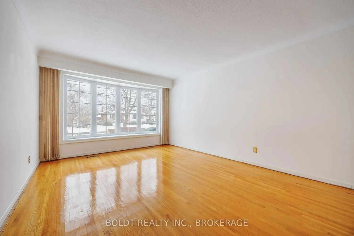 Additional image 2 of 15 Nottingham Court