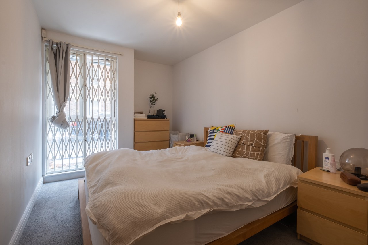 Additional image 10 of 2 Bed Flat, Turin Street, E2, N1 7GU