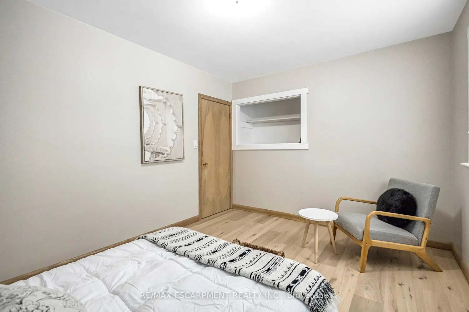 Additional image 15 of 626 Iroquois Avenue