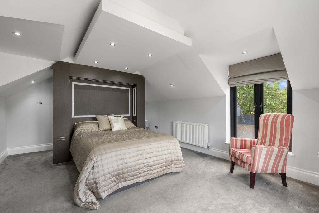Additional image 37 of 6 bed detached house for saleWawensmere Road, Henley-In-Arden B95
