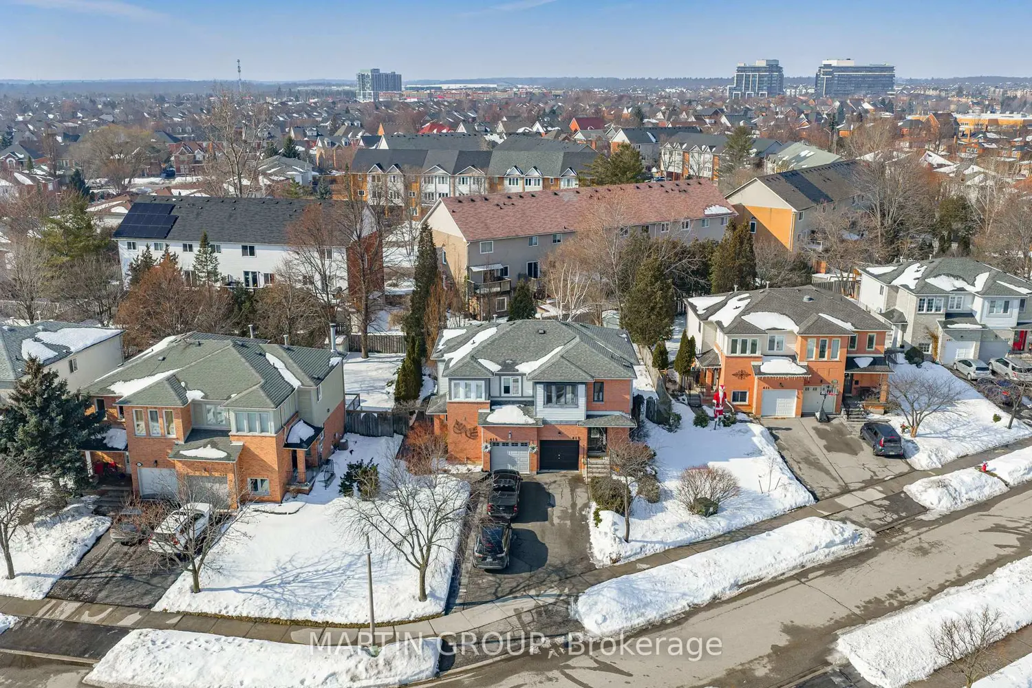 413 Levanna Lane photo 2