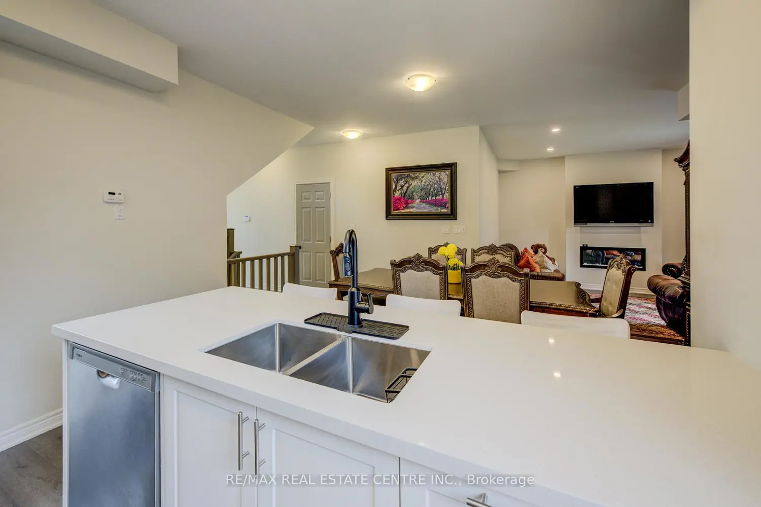 Additional image 9 of 43 Genoa Drive