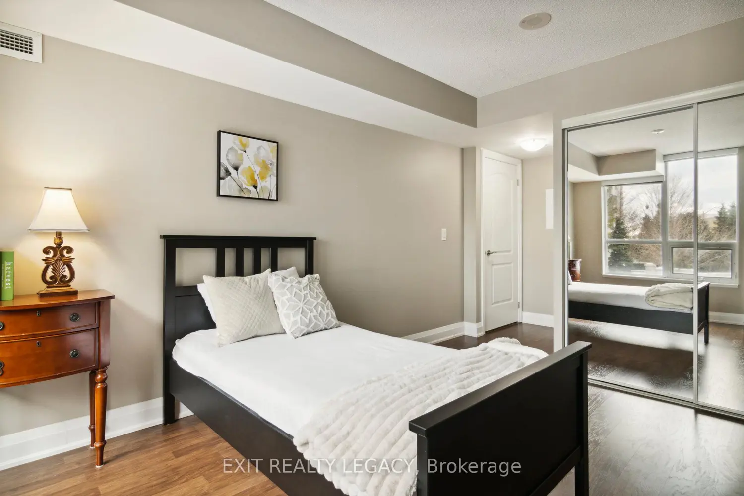 20 North Park Road 206 photo 5