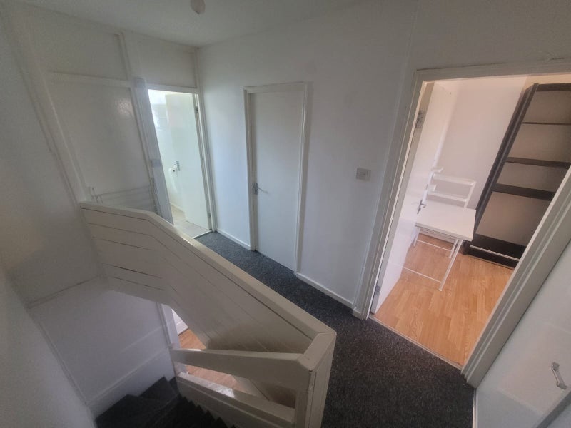 Additional image 3 of Room in a Shared House, London, E2, N1 7GU