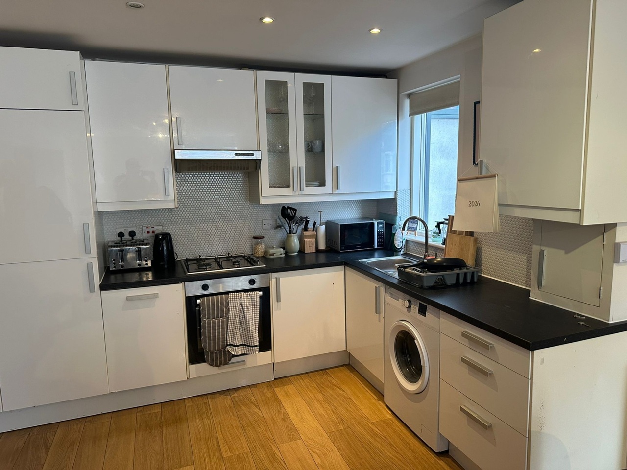 Additional image 12 of 2 Bed Flat, Garfield Mews, SW11, N1 7GU