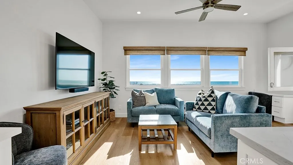 Additional image 8 of 3206 W Oceanfront, Newport Beach, CA 92663