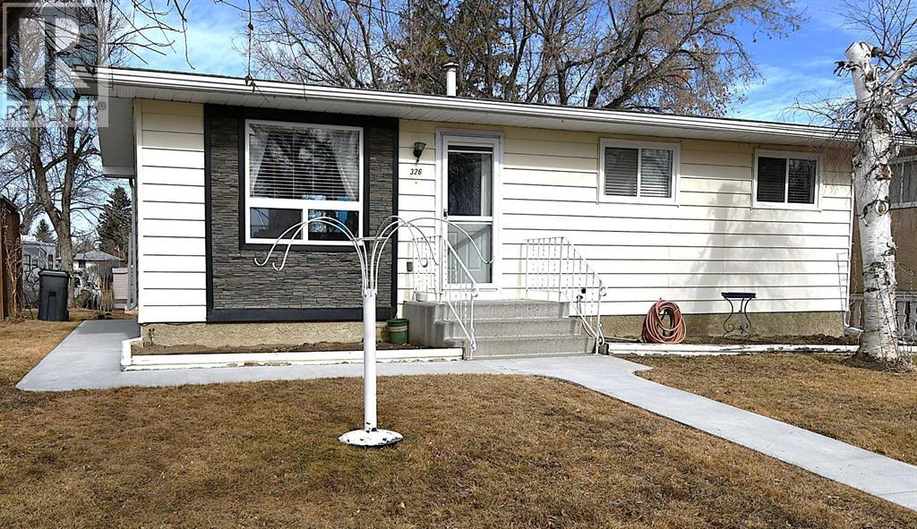 326 3 Avenue