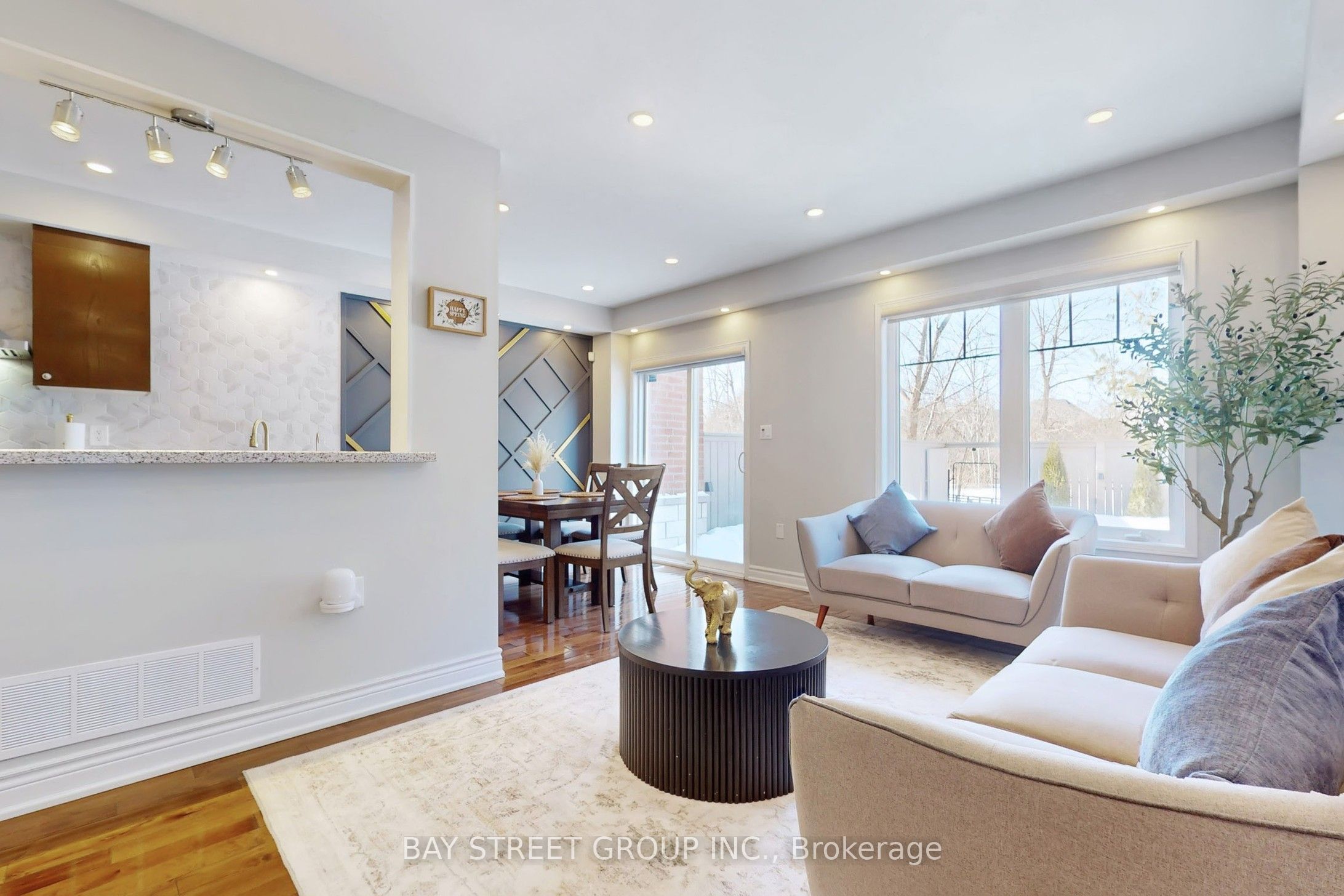 Additional image 3 of 73 All Points Drive, Whitchurch-stouffville, ON, L4A 0W6