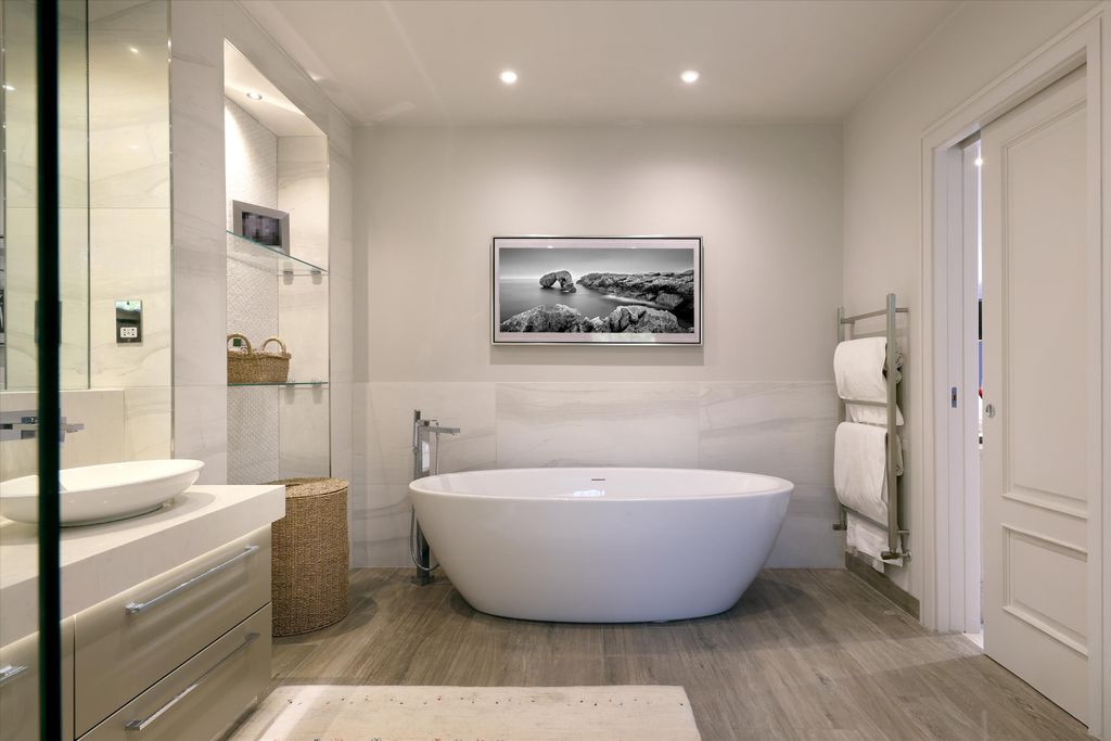 Additional image 21 of 8 bed detached house for saleBagshot Road, Ascot, Berkshire SL5