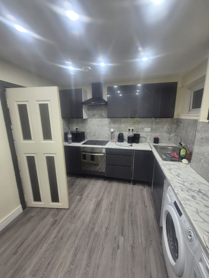 Additional image 41 of 5 Bed Terraced House, Moorland Road, SW9, N1 7GU