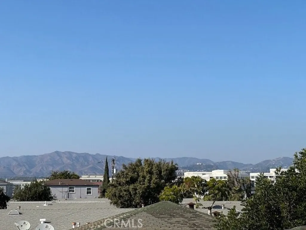 Additional image 7 of 1950 Cloverfield Boulevard Unit 15, Santa Monica, CA 90404