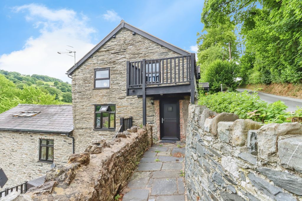 2 bed flat for saleDolywern, Llangollen LL20