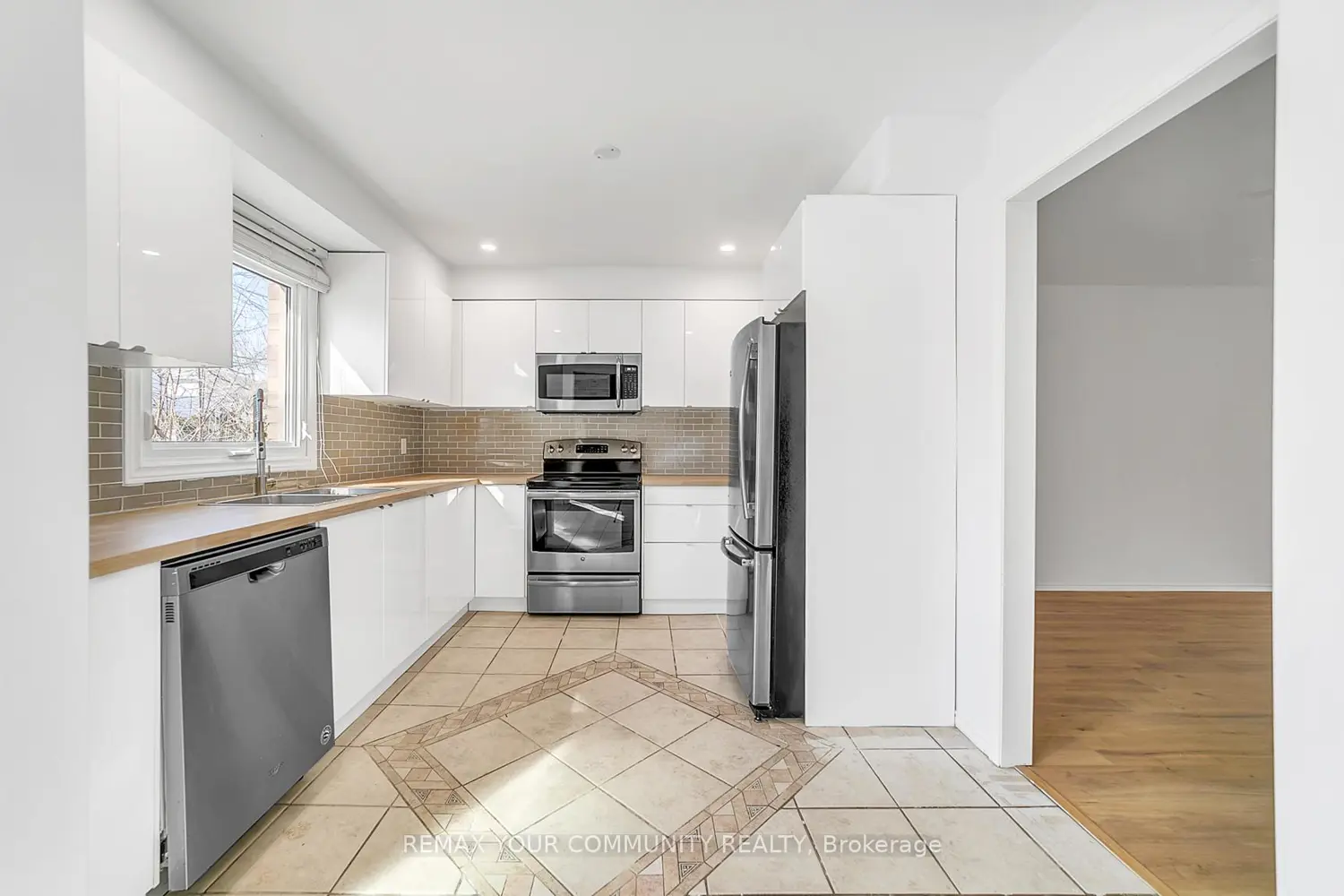 Additional image 8 of 391 Hickling Trail