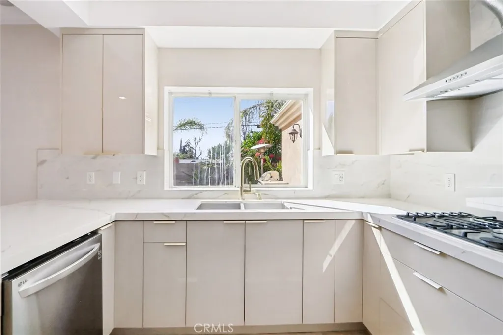 Additional image 85 of 7659 Coldwater Canyon Court, North Hollywood, CA 91605