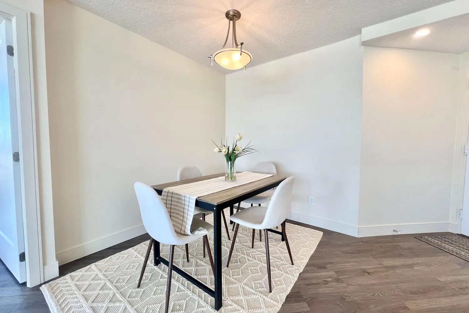 Additional image 11 of 344 Front Street 1002