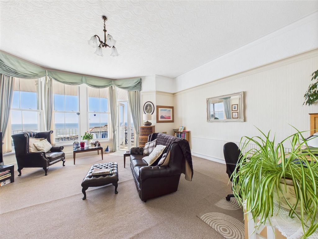Additional image 6 of 2 bed flat for saleEsplanade, Porthcawl CF36